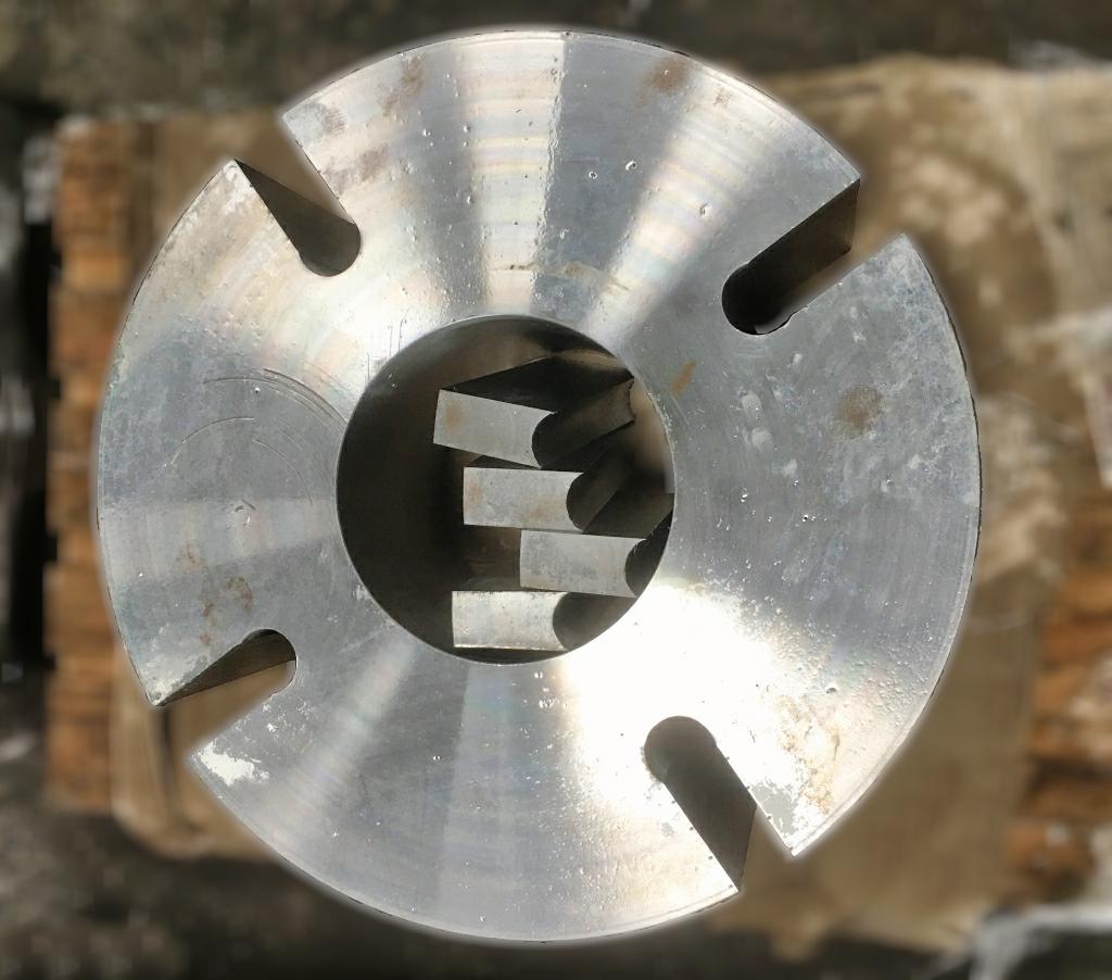 accurate_cutting_circle_cut_to_holes